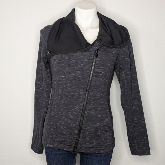 Lucy grey asymmetrical zip up exercise workout jacket M - Picture 1 of 8
